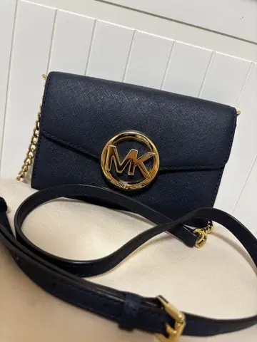 마이클코어스 MICHAEL KORS 체인 지갑