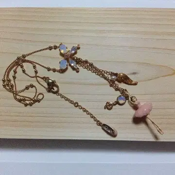 레네레이드 발레리나 목걸이