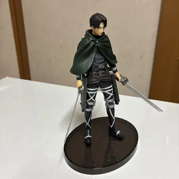 진격의 거인 The Final Season 리바이 피규어