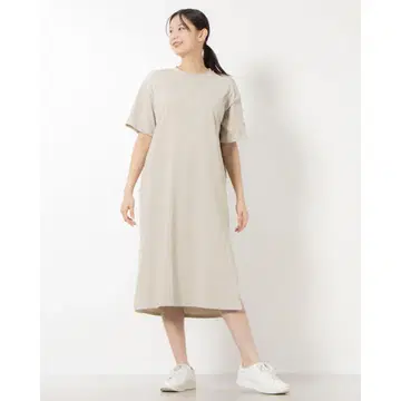 여성용 반팔 티셔츠 UA 헤비 웨이트 숏 슬리브 드레스