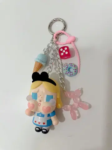 [ POPMART ] CRY BABY 핸드메이드 키링