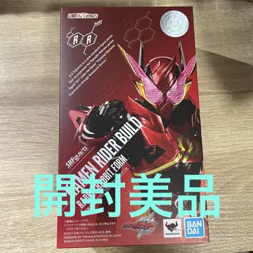 개봉 새상품급 S.H.Figuarts 가면라이더 빌드 래빗래빗 폼