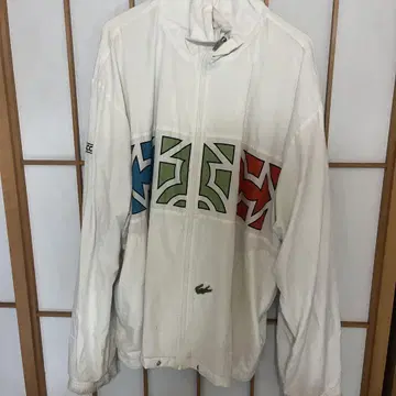 나일론 재킷 화이트 컬러풀 로고