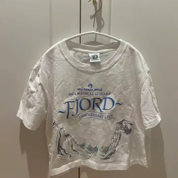 미세스 그린 애플 로고 티셔츠 화이트 크롭 피요르드