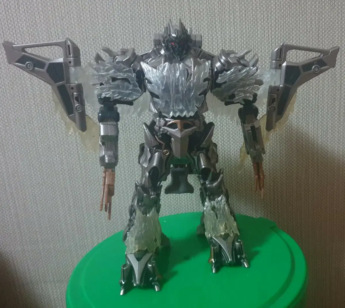 Shop 프리미엄메가트론 on Bunjang Global Site - No more Korean account!