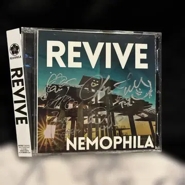 Nemophila/REVIVE/친필 사인 포함 어나더 자켓 CD+DVD