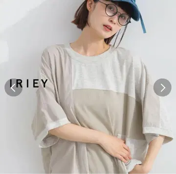 iriey 아이리 이소재 블록 절개 티셔츠 아이보리