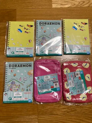 도라에몽 제일복권 노트 4점, 파우치 2세트