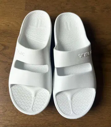 TELIC 텔릭 2XL W-STRAP 리커버리 샌들 통굽 화이트