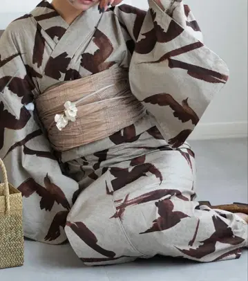니코앤티크 고급 변환 짜임 유카타 모래색에 다크 브라운 보카시의 까치
