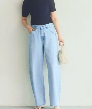 UNIQLO 배기 커브 청바지 22