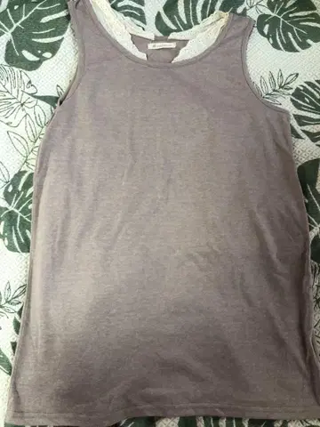 컨디션 최상 솔베리 레이스 탱크탑