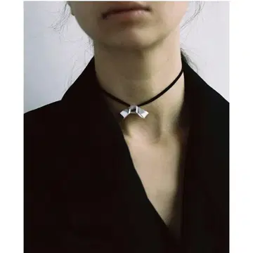 아니카이네즈 Petite Cravat 리본 초커