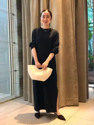 ATON / 수빈 롱 슬리브 드레스