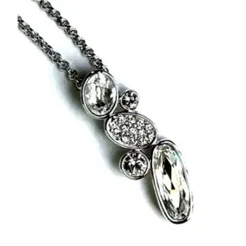 새상품 SWAROVSKI 스와로브스키 목걸이 박스 포함 실버 크리스탈