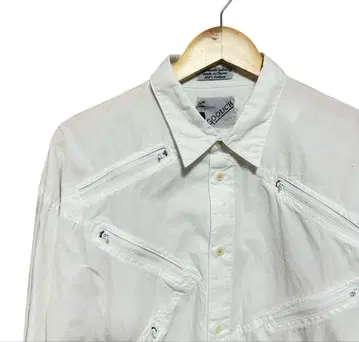 새상품급 GOOUCH 구찌 지퍼 디자인 화이트 셔츠 L 사이즈 빈티지