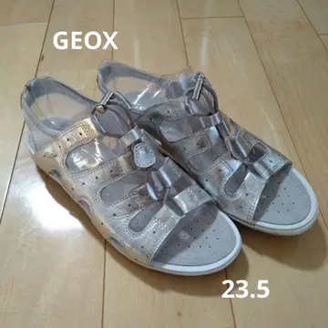 GEOX 실버 샌들 오픈토