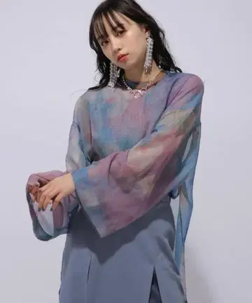 하레 HARE 소울풀 플라워 시어 풀오버