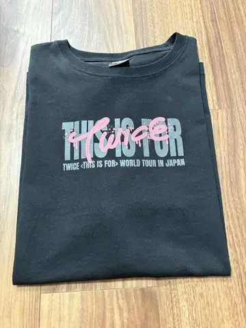 TWICE MOMO THIS IS FOR T 셔츠 M 사이즈