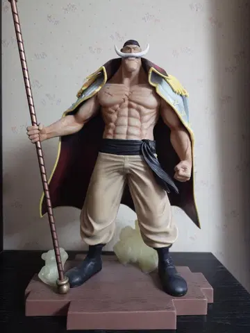원피스 흰 수염 피규어 약 30cm