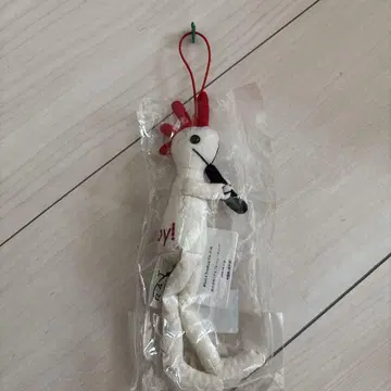 코코페리 로코페리 메시지 HAPPY 화이트 봉제 인형 스트랩