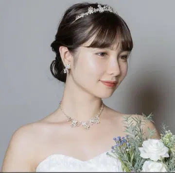 결혼식 액세서리 티아라, 목걸이, 귀걸이 세트 Moe Bridal