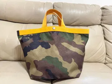 한정판 에르베샤펠리에 725W 카모플라쥬 보트형 토트백