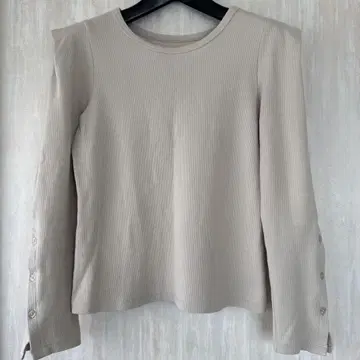 raybeams 골지 턱 숄더 베이지 긴팔 티셔츠 버튼 소매