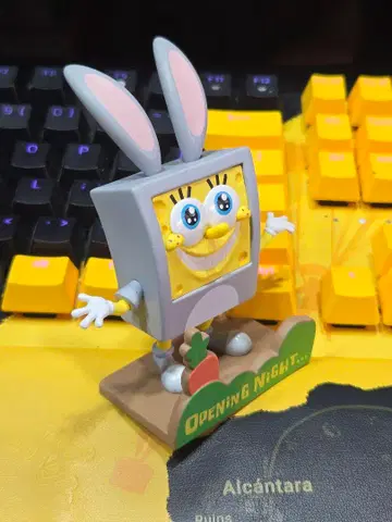 스폰지 밥 토끼 귀 피규어