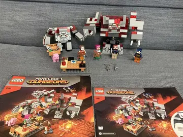 LEGO Minecraft Dungeons 세트 21163