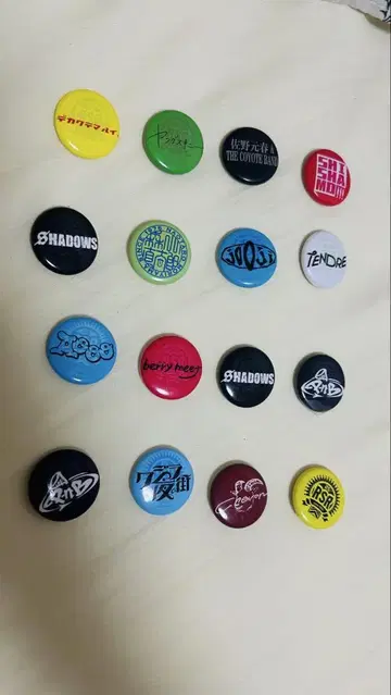 RISING SUN ROCK FESTIVAL 2025 캔뱃지 묶음 판매