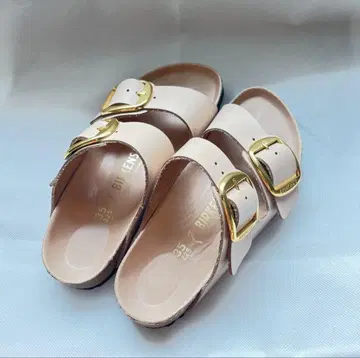 Birkenstock 애리조나 빅 버클 샌들 베이지