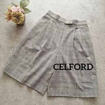 미사용 새 상품 CELFORD 셀포드 프론트 턱 숏팬츠