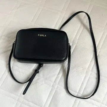 FURLA 백