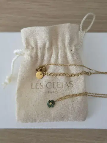 레클레아스 LES CLEIAS 목걸이 Green-agate