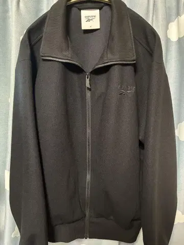 REEBOK everyone CLASSIC TRACK JACKET M