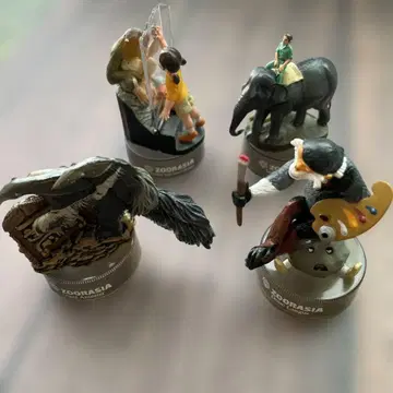 ZOORASIA 주라시아 피규어
