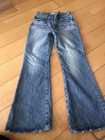 MOUSSY MVS FLARE 26인치