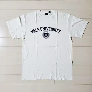 HOWIE YALE Tee