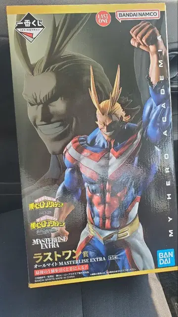 BANDAI 올마이트 라스트원 피규어