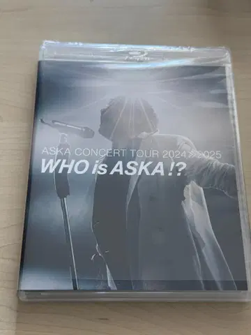ASKA CONCERT TOUR -Who is ASKA !?