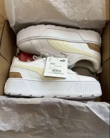 [새상품 미사용] PUMA 카르멘 콜크 24.5cm