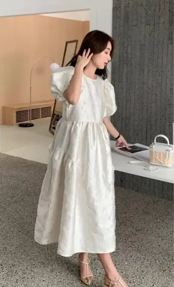 벌스데이 바쉬 로라 퍼피 드레스 아이보리