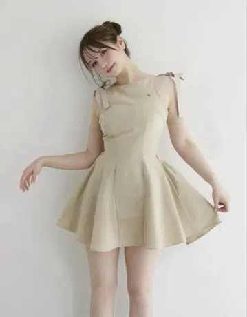 정품 andmary Jozy ribbon flare mini dress