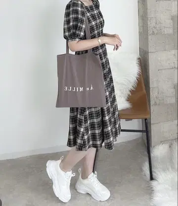 anmille 허리 턱 스웨트 원피스