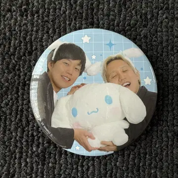 만게키 시나모롤 콜라보 캔뱃지 검은 띠