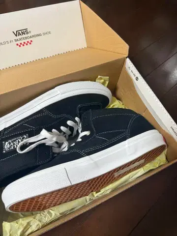 하프 캡 스니커즈