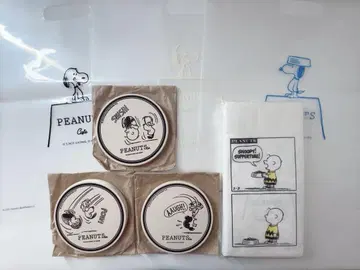 [익명 배송] SNOOPY 덤 포함 피넛 카페 굿즈 4점 묶음 판매