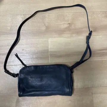 genten 숄더백 네이비 컬러