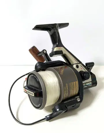 SHIMANO ST400 스피닝 릴